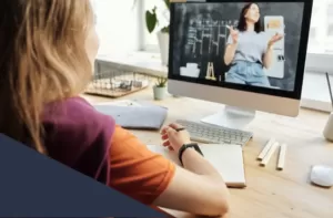 Ventajas y Desventajas de Estudiar Online